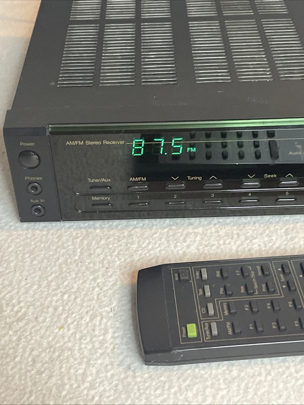 Vintage Nakamichi R-1 Mini System AM/FM Stereo Receiver with Remote gallery