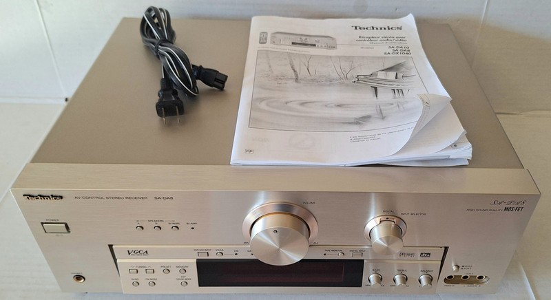 Technics A/V Stereo Receiver Model SA-DA8 MOSFET- Nice !