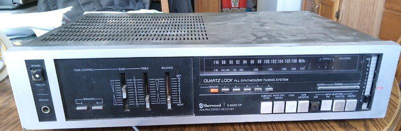 Sherwood S-2620 CP AM/FM Stereo Receiver Tested Powers On gallery