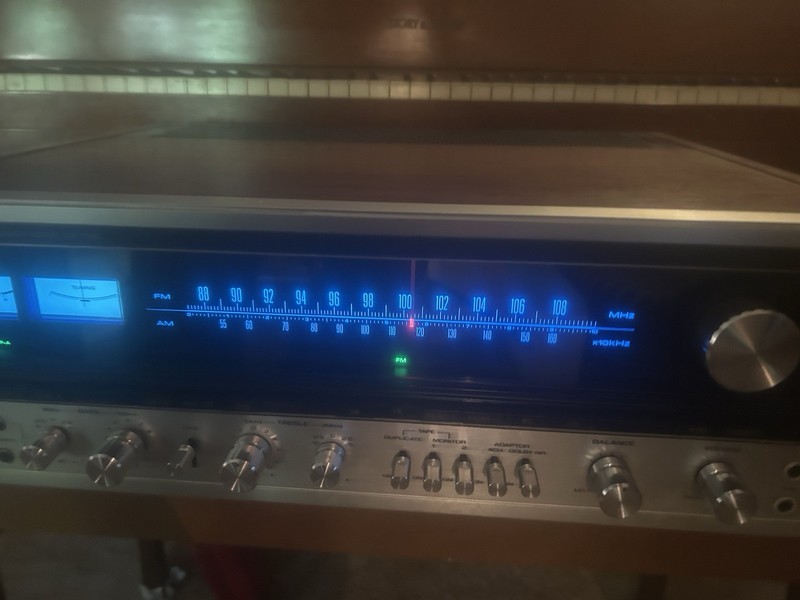 Pioneer SX 1010 receiver professionally serviced EX cond original box PU Only gallery
