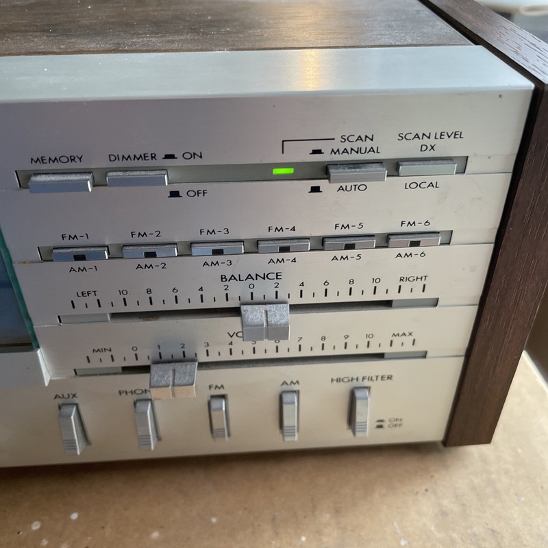 Vintage JVC R-S77 Stereo Receiver w/ Digital Synthesizer gallery