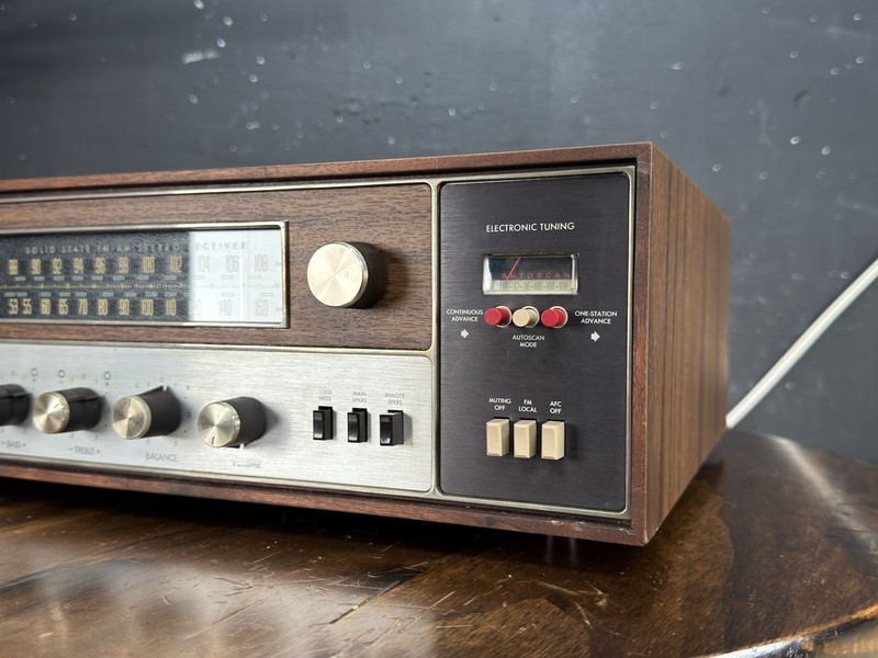 Fisher 450-T Vintage Solid State Stereo Reciever W/ Wooden Case gallery