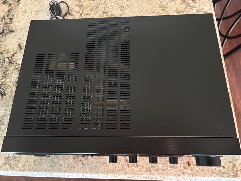 Denon DRA-625R AM-FM Stereo Receiver gallery