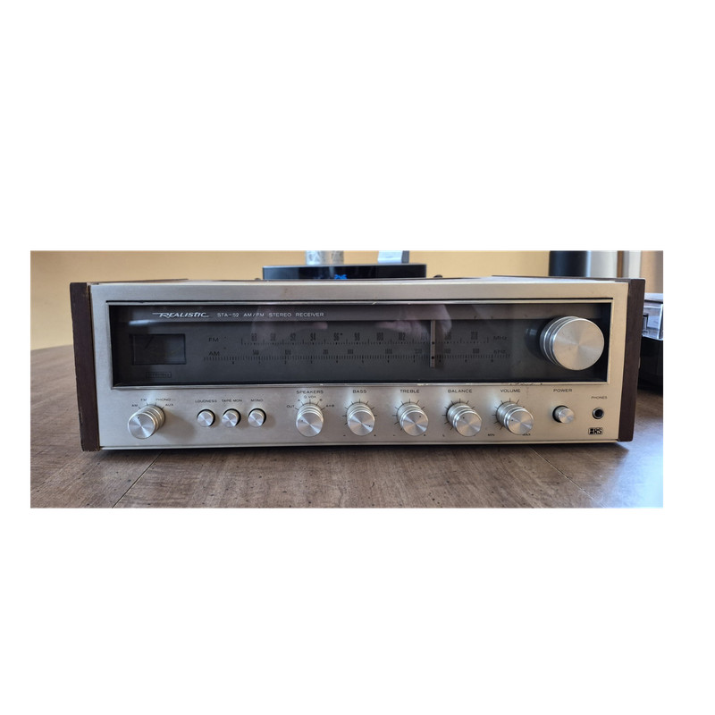 Realistic STA-52 AM/FM Stereo Receiver 31-2072 Vintage Classic Audio Component