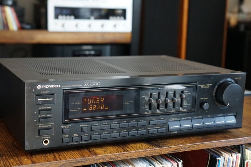 Vintage Pioneer SX-2300 Stereo amplifier With Graphic Equalizer. Tested/Works