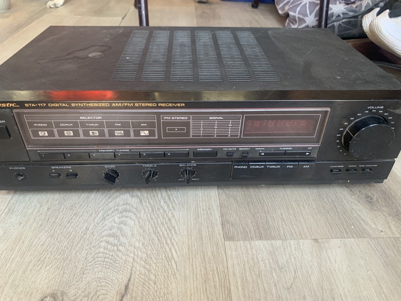 Realistic STA-117 Digital Synthesized Receiver