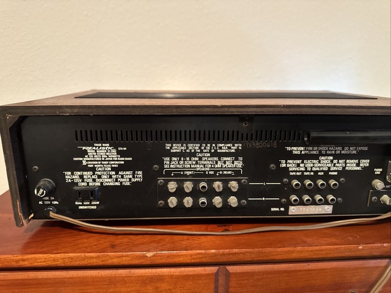 Realistic STA 84 AM/FM Stereo Receiver - Silver Face - Clean! Working! gallery