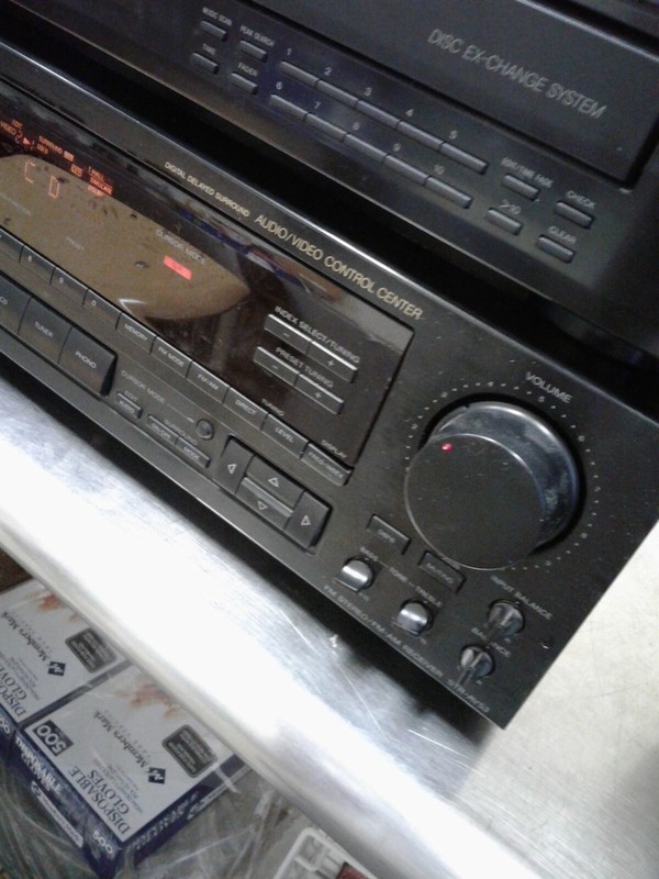 Sony STR-AV53 190W Stereo Receiver AM/FM TESTED gallery