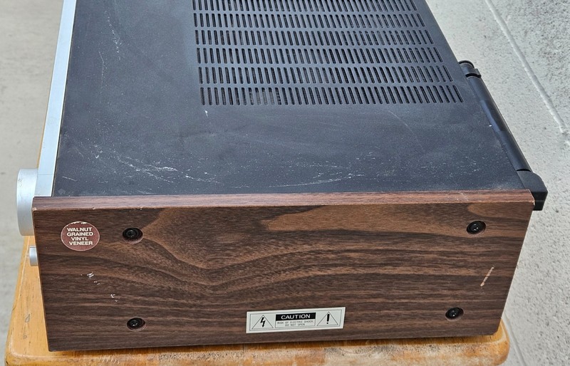 Vtg Realistic STA-2280 Digital Synthesized AM FM stereo receiver wood veneer gallery