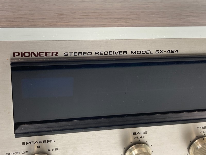 Pioneer SX-424 Stereo Receiver Wood Grain gallery