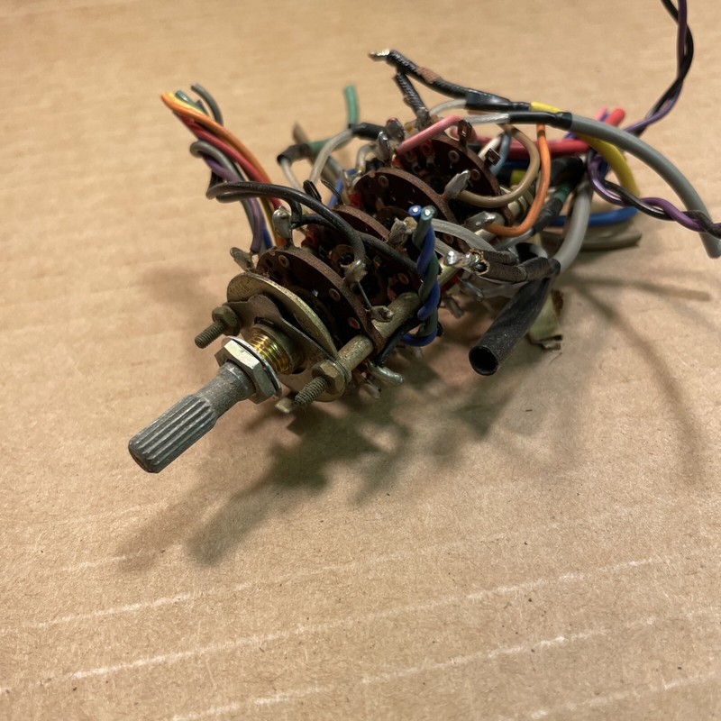 Harman Kardon 930 Receiver Parts: Function Selector Switch -Phono / AM/FM / AUX gallery