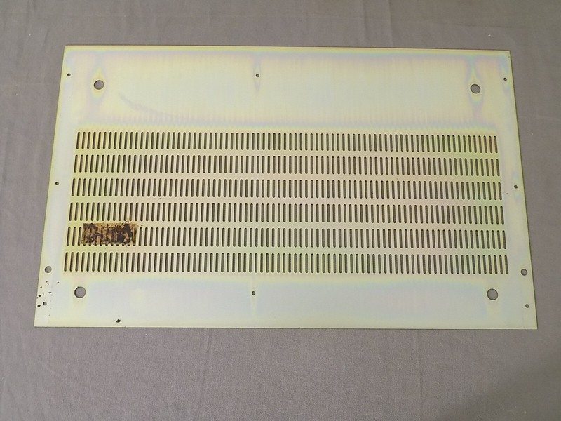 Kenwood KR-4070 Stereo Receiver Bottom Panel with screws gallery