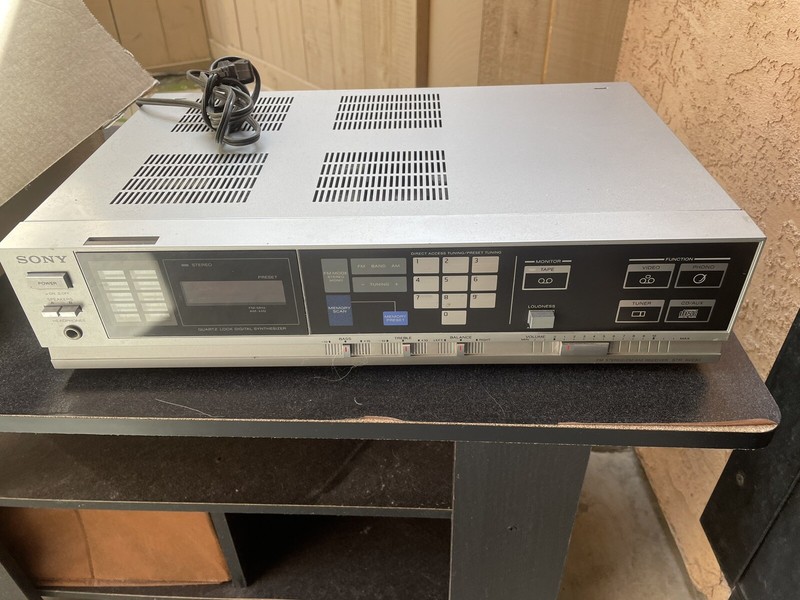 Vintage Sony STR AV-230 AM/FM Stereo Receiver Used