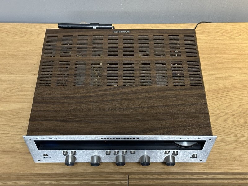 Marantz 2220 Vintage Stereo Receiver — Serviced / Recapped gallery