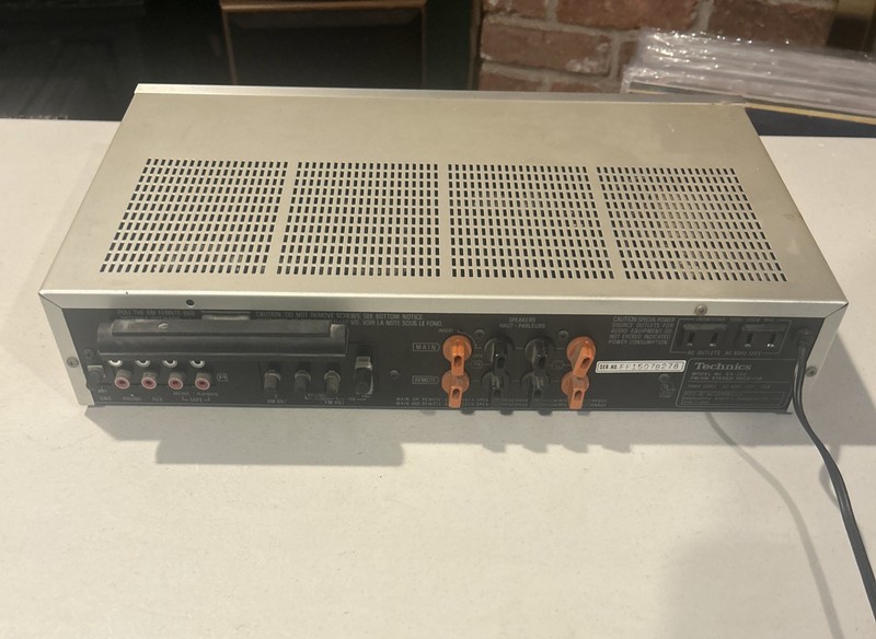 Technics SA-203 FM/AM Stereo Receiver Silver Face W/ BOX for Parts or Repair gallery