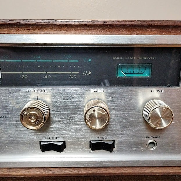 Vintage Knight KG‑964 Solid State Stereo Receiver Wood Cabinet AMFM Stereophonic gallery