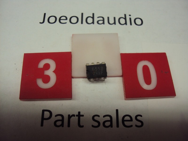 6558 Integrated Circuit. Pulled From A Working Technics SA-EX130 Receiver.