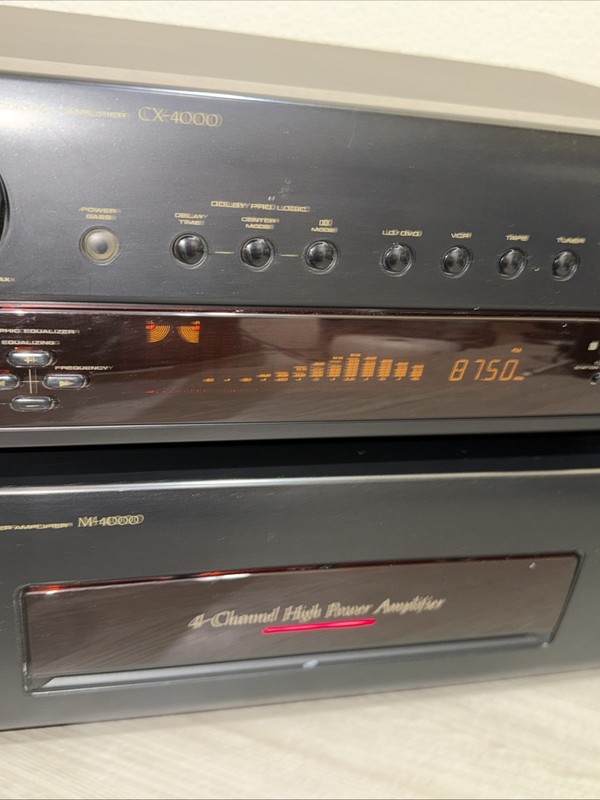 Pioneer M-4000 Power Amplifier & CX-4000 Stereo Control Tuner gallery