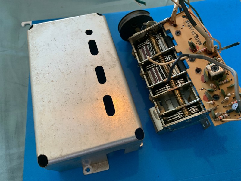 Sony STR-7055 Stereo Receiver Parting Out Tuning Capacitor gallery