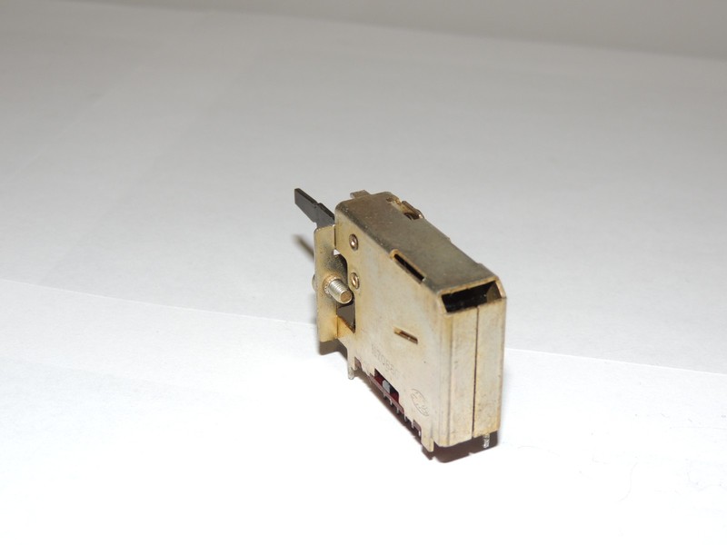 Sansui QRX-9001 AU-9900-A 2 Position 12 Pin Flip Switch 1170870 gallery