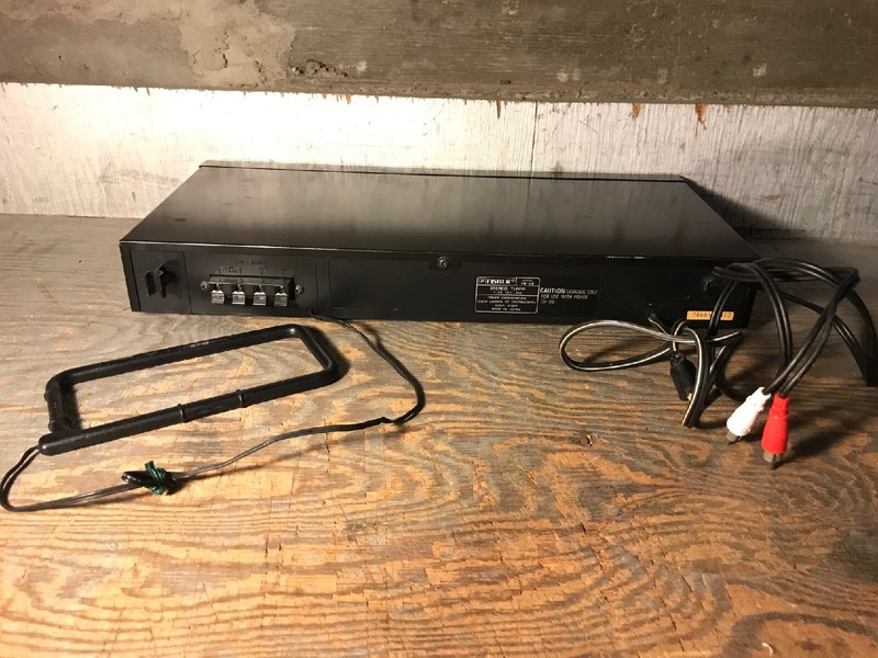 Studio Standard By Fisher AM/FM Stereo Synthetizer Tuner FM-39 gallery