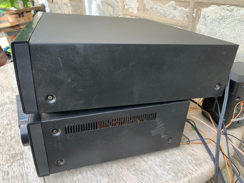 Kenwood KR-A4060 VTG AM/FM Stereo Receiver & DP-R3060 5 CD Compact disc Changer gallery