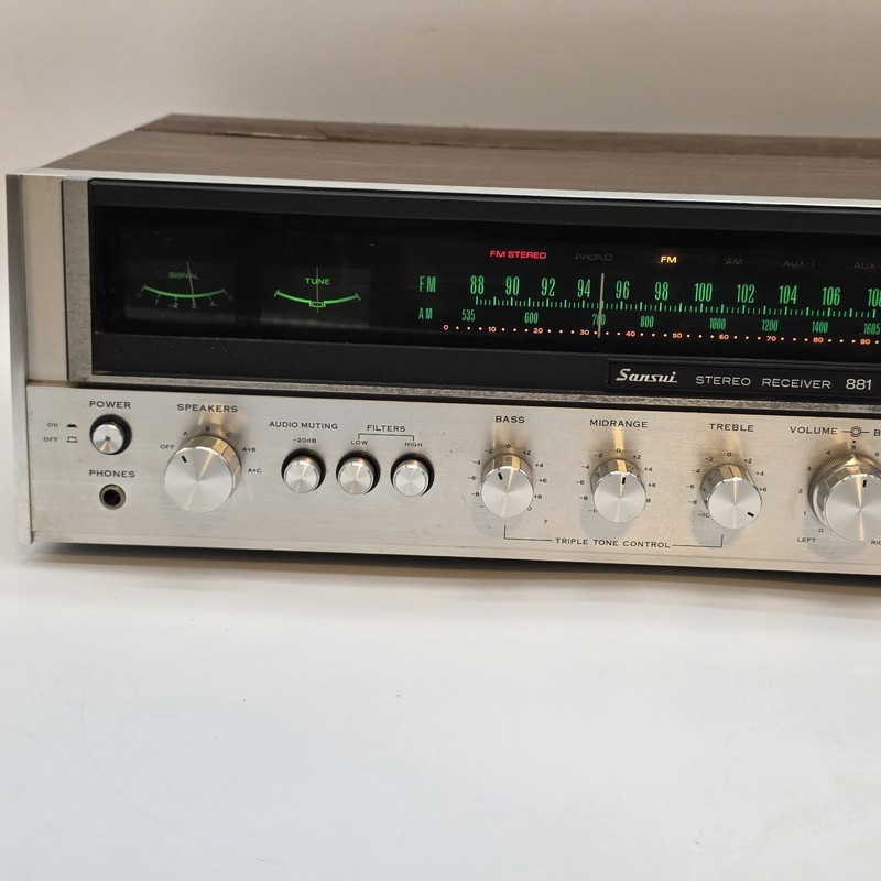 SANSUI 881 Vintage STEREO RECEIVER MODEL 881 PARTS/REPAIR gallery