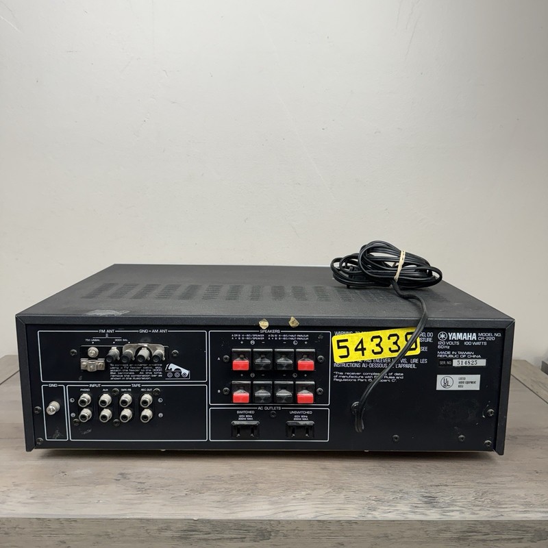 Yamaha CR-220 Receiver Parts/Repair Only Powers On Free Shipping gallery