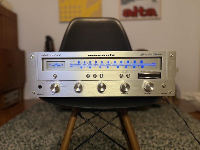 Marantz Model 2216B Vintage Stereo Receiver Silver Face MPN 2216B