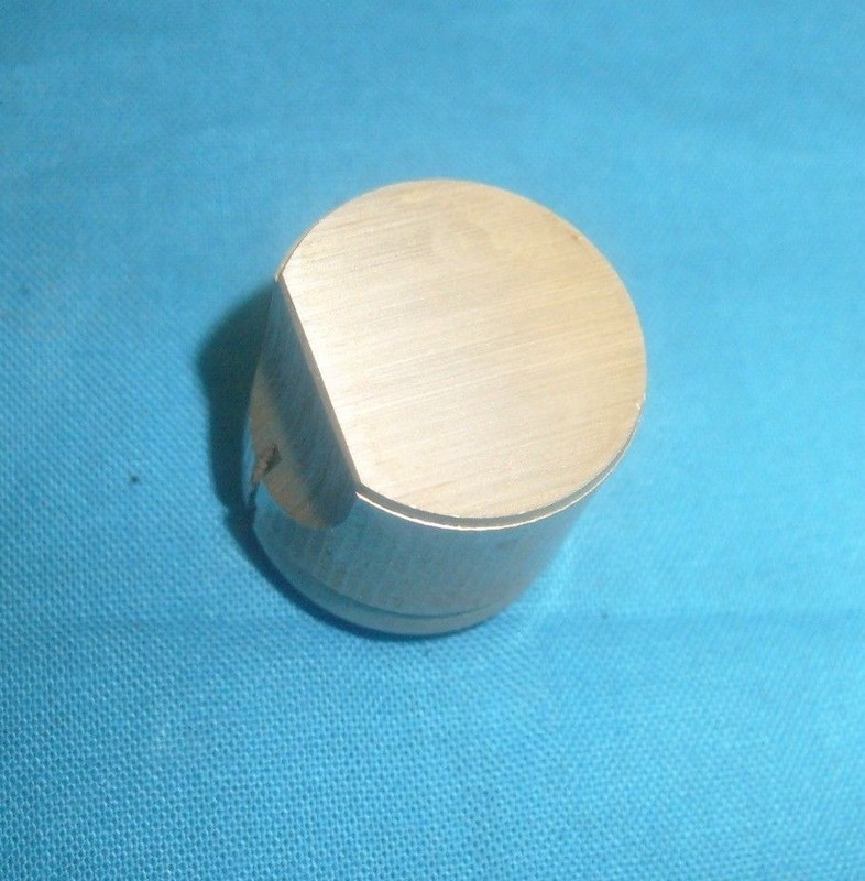 LXI Series AM/FM Receiver. Model 564. 92581050 front control KNOB – part / a3