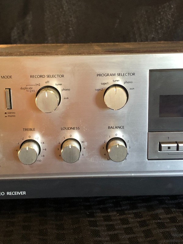 1980 Mitsubishi DA-R15 Stereo Receiver - 45WPC - Tested gallery