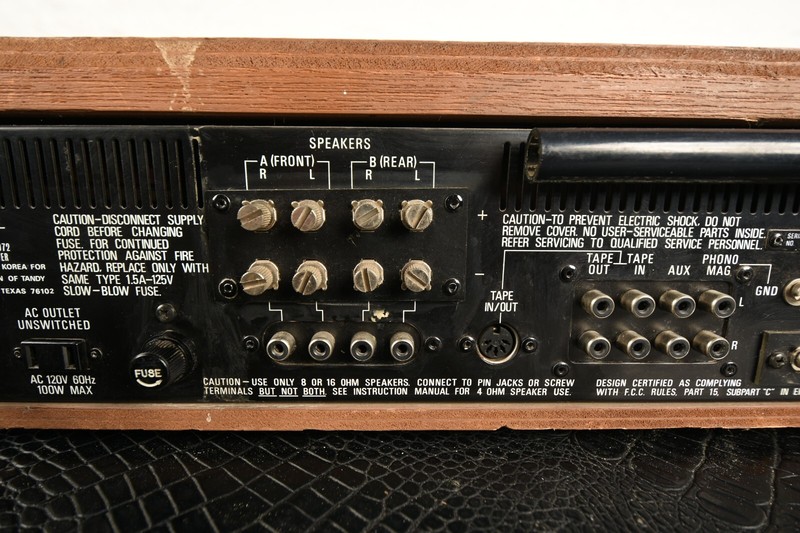 1970's Realistic STA-52 31-2072 AM/FM Stereo Receiver gallery