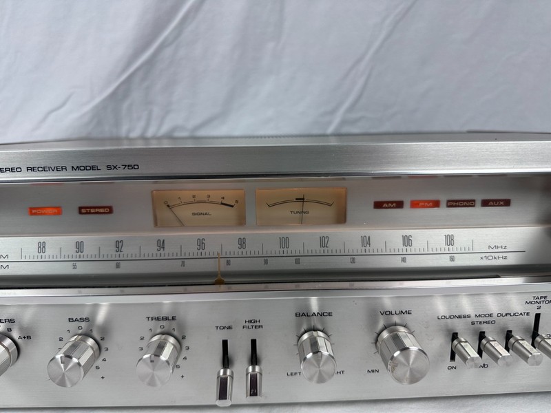 Pioneer SX-750 Stereo Receiver Vintage Used Tested Works Great! gallery