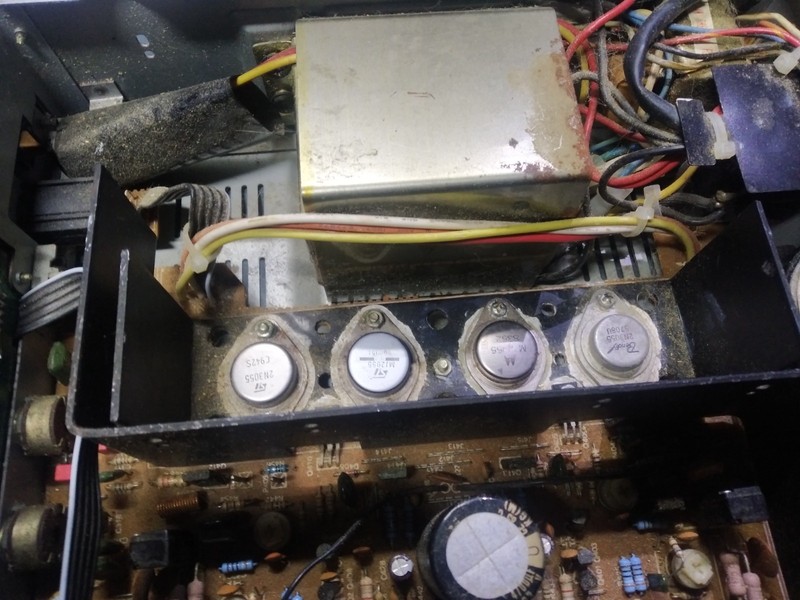 NAD 7020e Stereo Receiver gallery