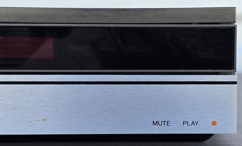 Bang & Olufsen Beomaster 5000 Powers On Untested [Parts / Repair] gallery