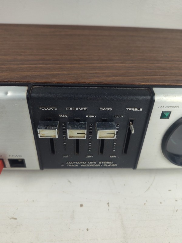 Unisonic The President 8 Track Stereo Player Model # 9090 Tested SEE PICTURES gallery