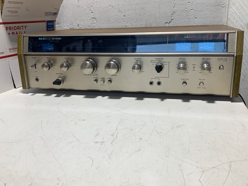 Vintage AKAI Stereo Receiver Model AA-910DB
