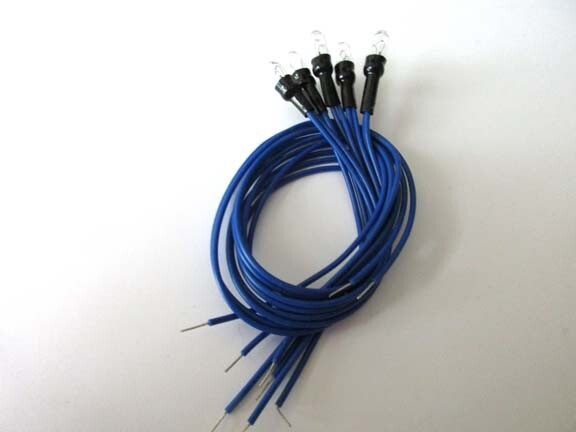 NEW 5 (Five) New Grain of Wheat Bulbs 12V 5mm 35ma 8″ Blue Wires with Tracking #