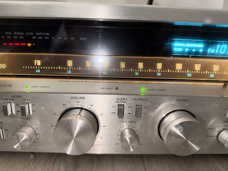 SANSUI G-7700 Vintage AM/FM Receiver 2 Channels 120 Watts gallery