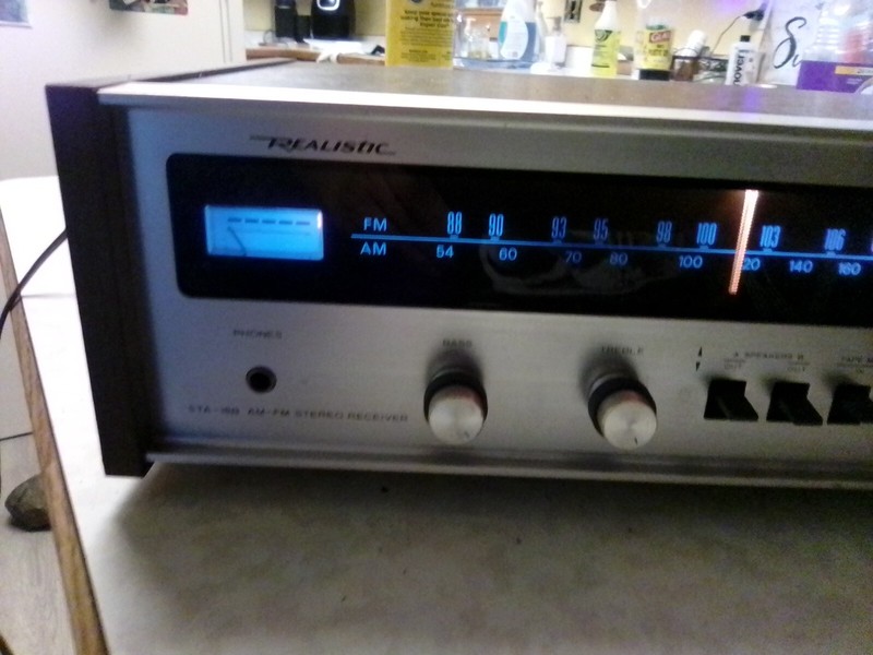 VINTAGE REALISTIC STA-18 AM-FM STEREO RECEIVER WOOD CASE gallery
