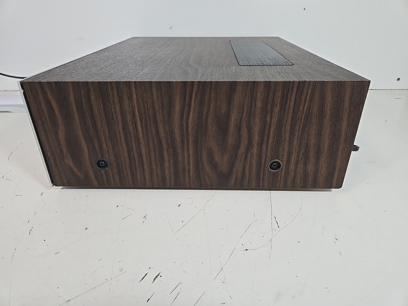 Vintage Scott R327 Stereo Receiver - Wood Grain - gallery