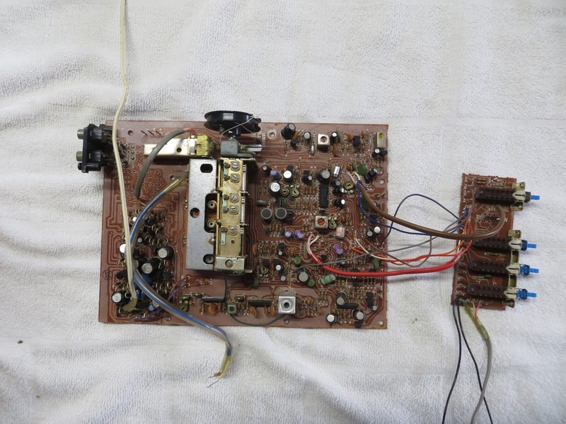 YAMAHA NATURAL SOUND RECEIVER CR1020 TUNER/PHONO BOARD NA06894