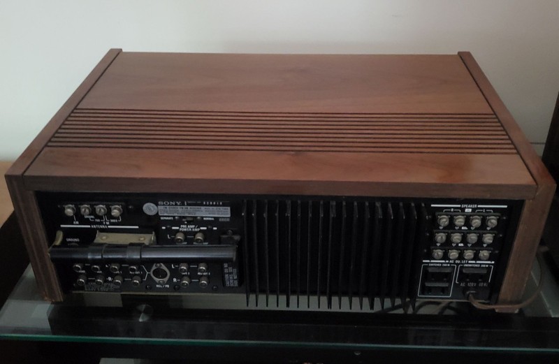 Vintage 1970's Sony Stereo Receiver STR-7065 gallery