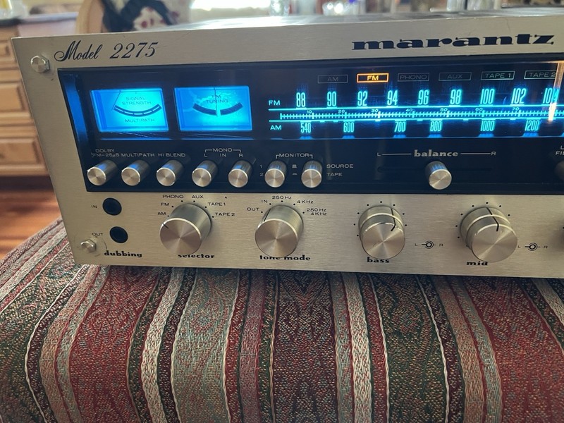 Vintage Marantz Model 2275 Sterophonic Receiver Channel 330 Total Watts gallery