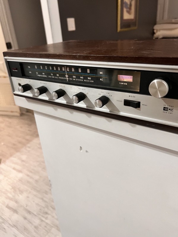 Realistic STA-35B AM/FM Stereo Receiver gallery