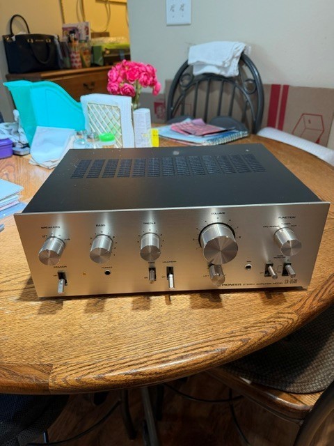 Vintage Pioneer Silver Face SA-6500 Stereo Amplifier *Tested* Good Condition.