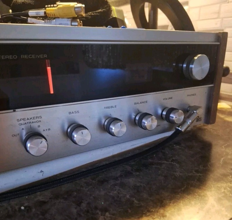 REALISTIC STA-47 SOLID STATE AM/FM STEREO RECEIVER TESTED WORKS BUt Needs Work