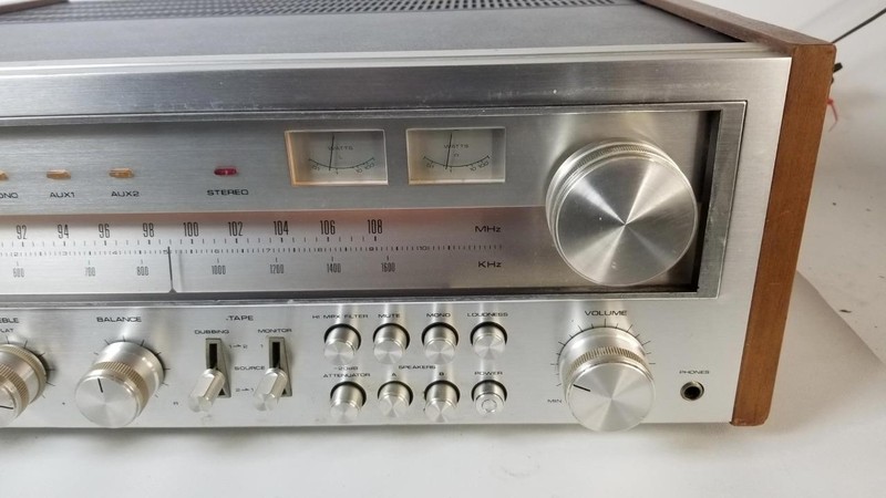 Vintage REALISTIC STA-2000 Solid State Am/Fm Stereo Receiver gallery
