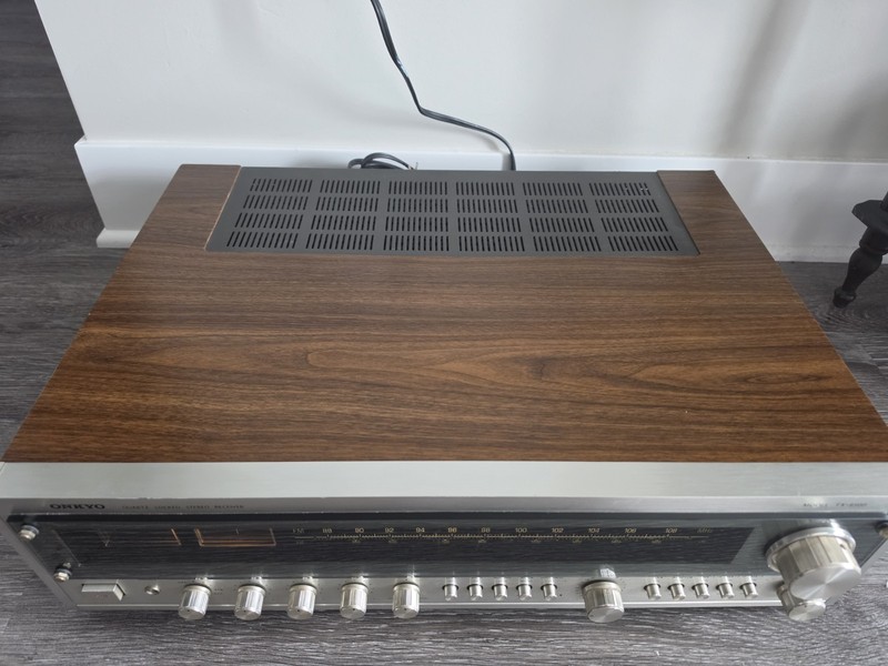 Vintage Onkyo TX-8500 Stereo Receiver - Monster Amp - Tested/Partially Working gallery