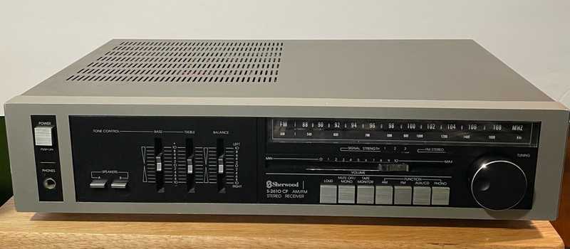 Sherwood S2610-CP AM/FM Stereo Receiver Gray Vintage TESTED